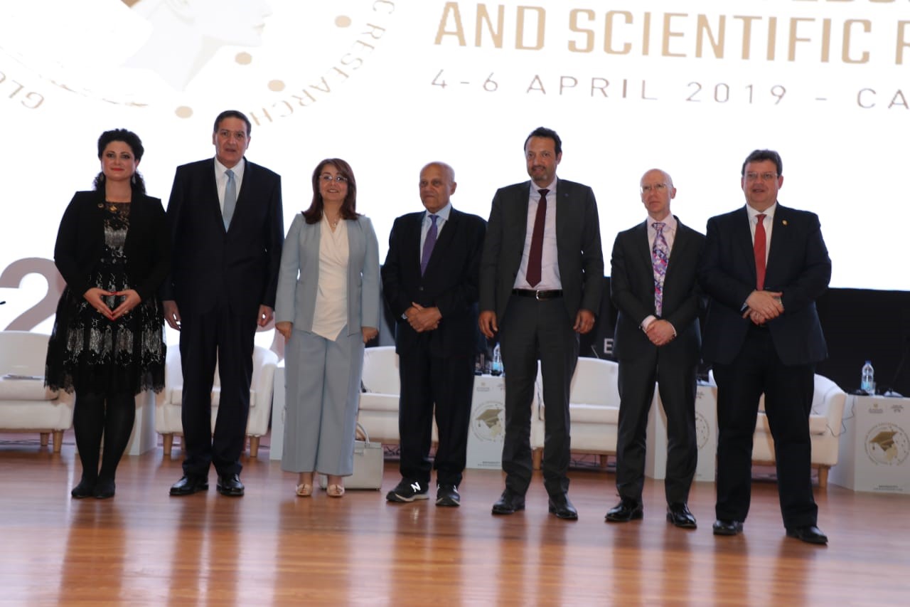 © SESAME 2019: Group photo of speakers in the session Education, Research and the SDGs