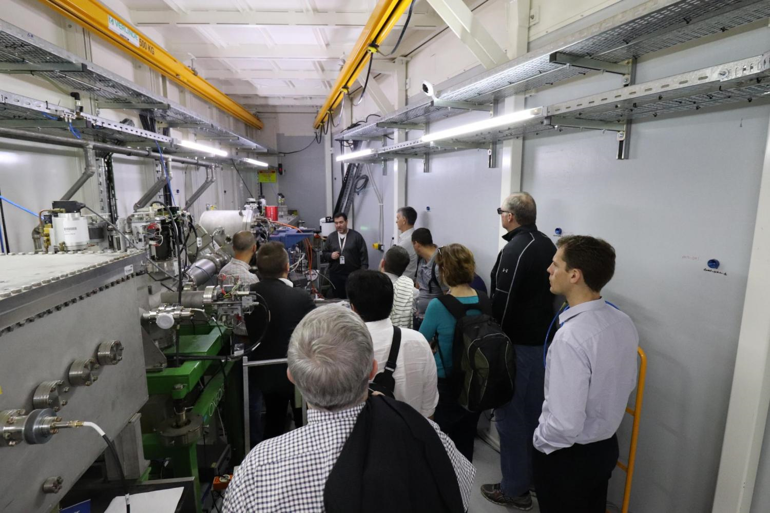  © SESAME 2019:  Tour at the SESAME’s beamline led by the Beamline Scientist. Dr. Messaoud Harfouche