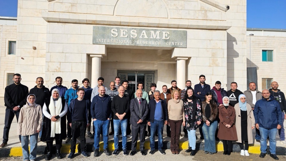 © SESAME 2026: Group photo of the participants to the ESC school